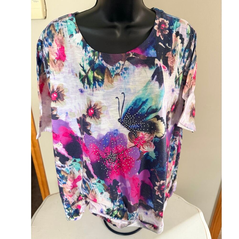 Multicolor Tee by CJ Banks 2X